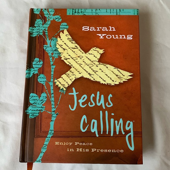 Thomas Nelson Other - 🛑2 for $10 🛑 Jesus Calling Devotional Sarah Young - Enjoy Peace in His Presence